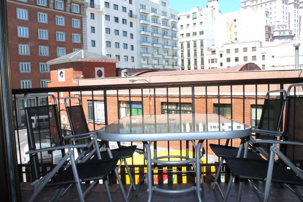 Apartamentos Rialto Мадрид Экстерьер фото