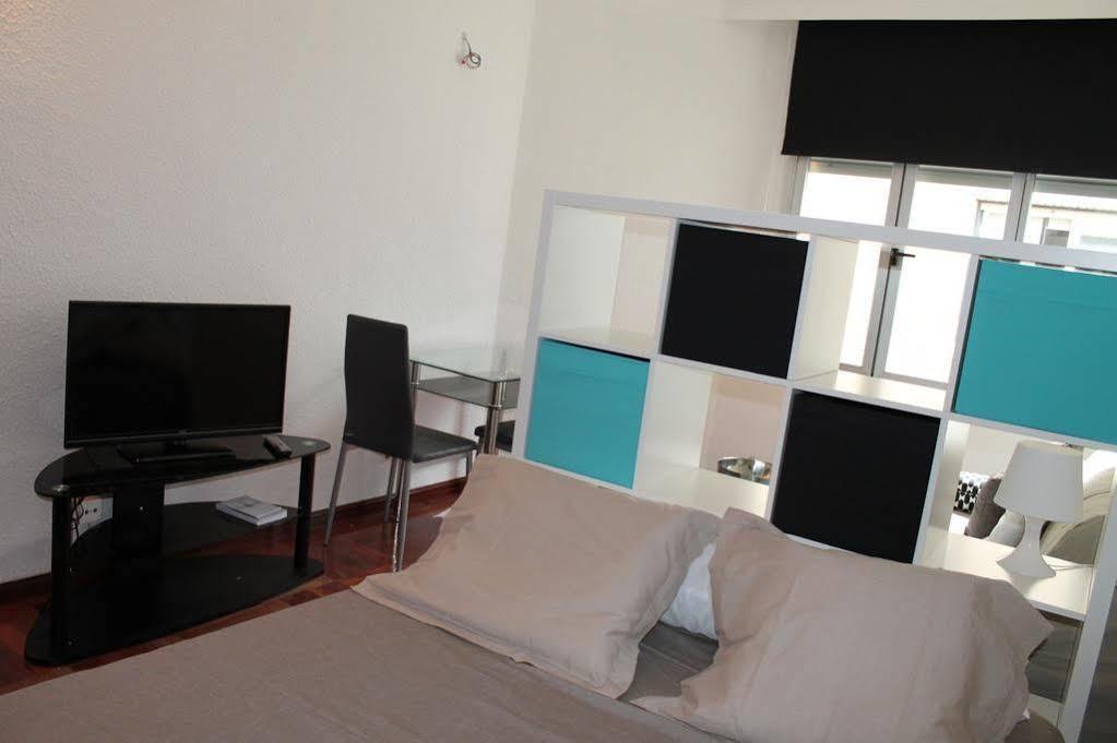 Apartamentos Rialto Мадрид Экстерьер фото