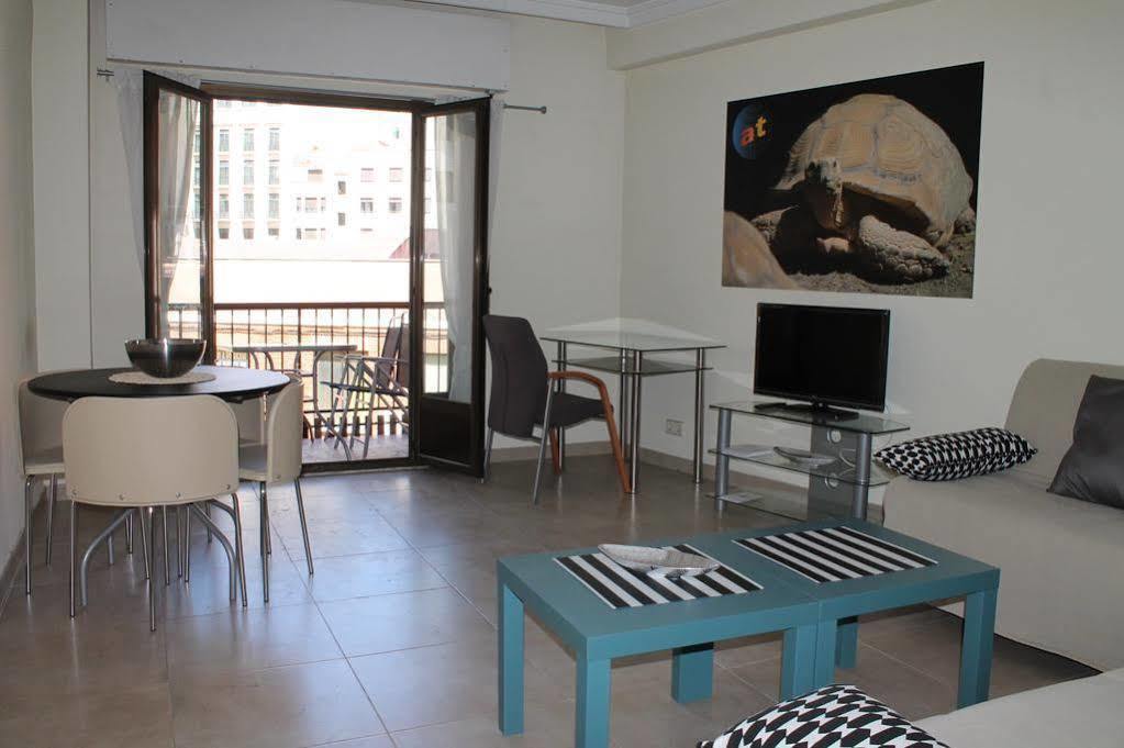 Apartamentos Rialto Мадрид Экстерьер фото