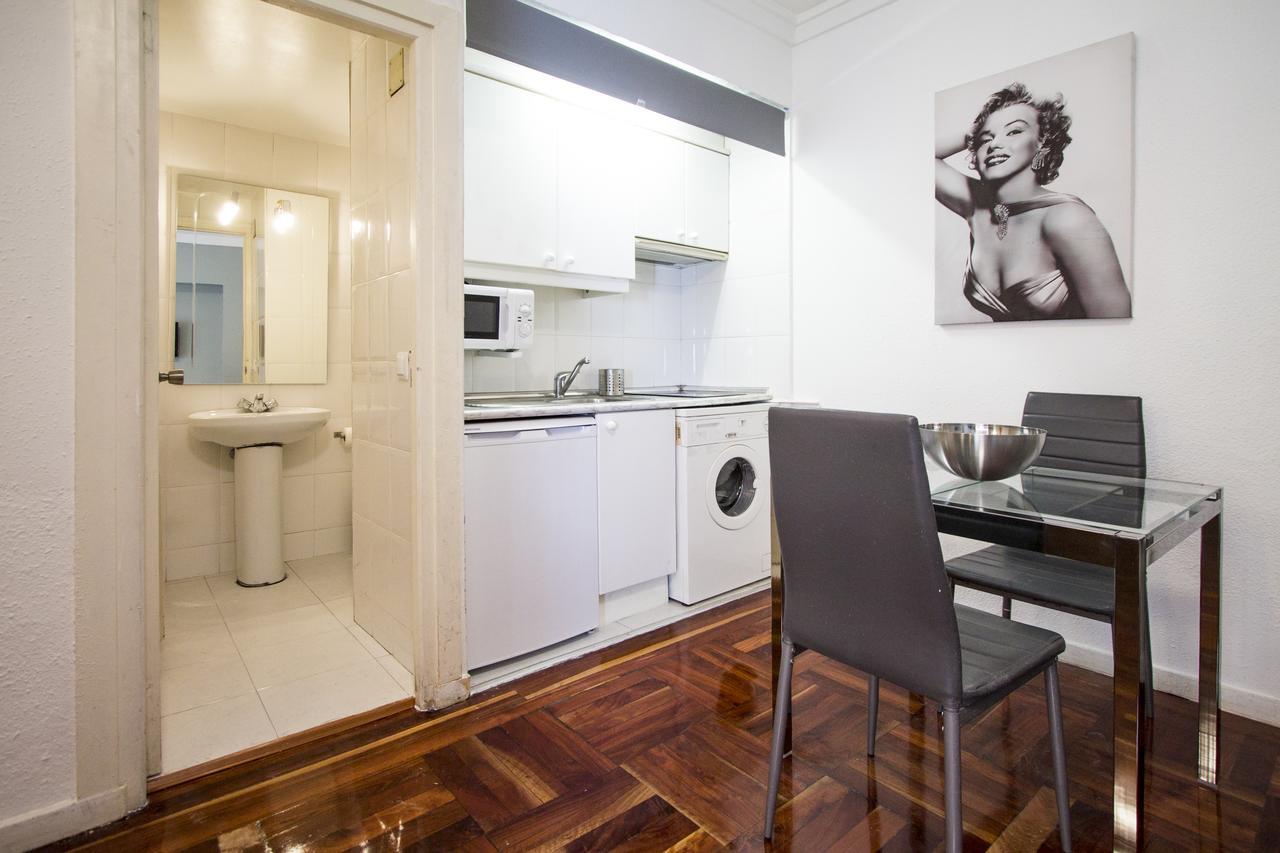 Apartamentos Rialto Мадрид Экстерьер фото