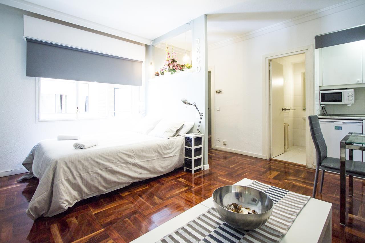 Apartamentos Rialto Мадрид Экстерьер фото