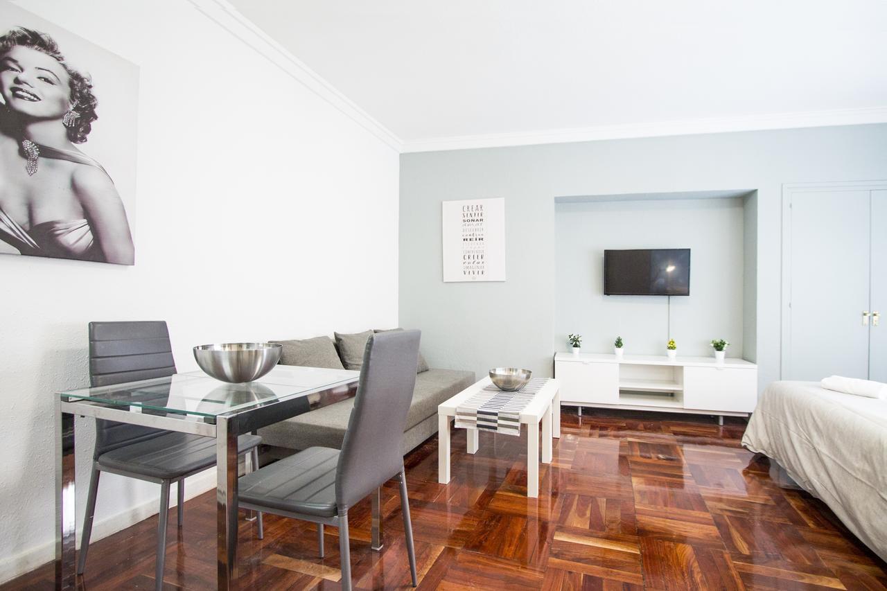 Apartamentos Rialto Мадрид Экстерьер фото